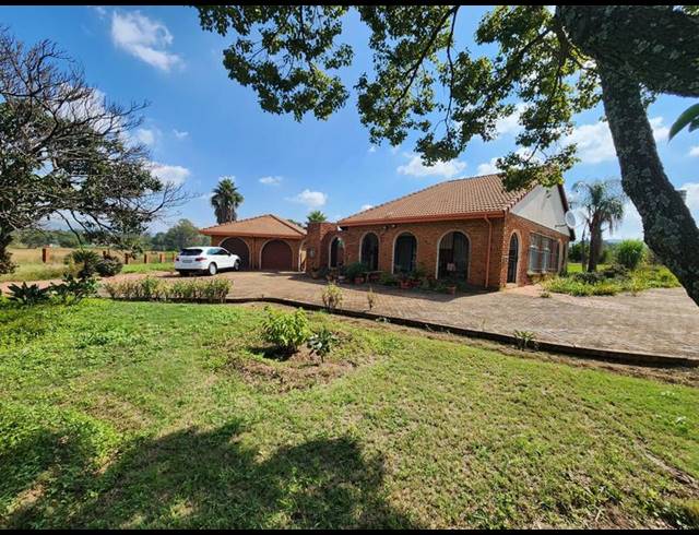 FARM FOR SALE IN KAMEELDRIFT WEST
